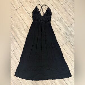 Elegant Black Lace Maxi Dress